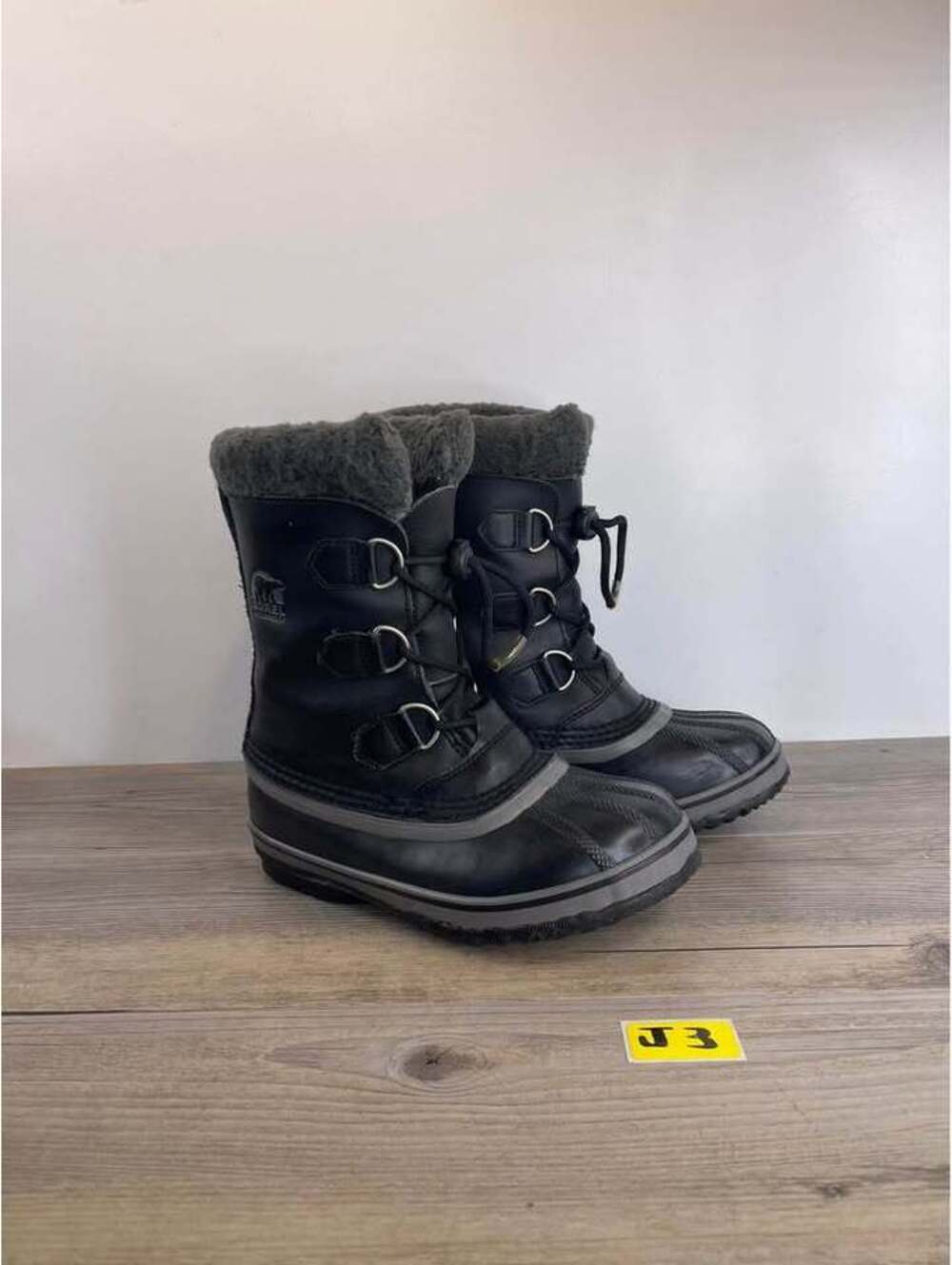 Sorel Yoot Pac Nylon Waterproof Winter Boots Youth Size 3 Black NY1443-010